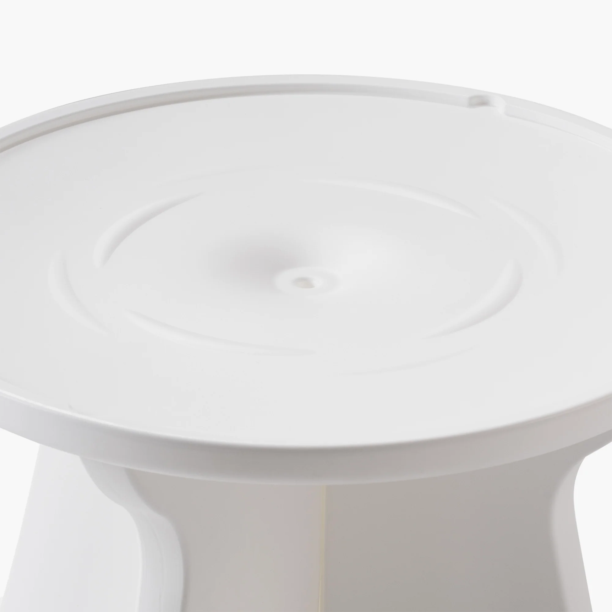 Vero In Pool Accent Table™ - Image 5